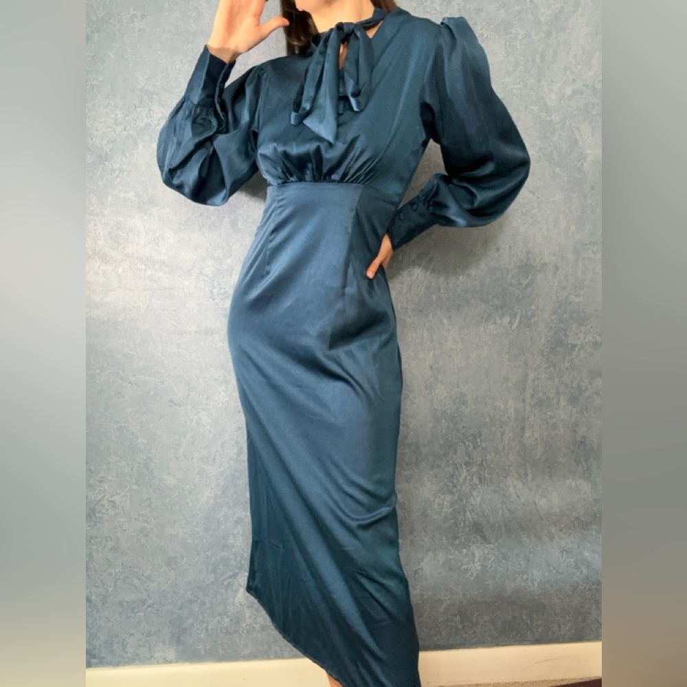 Commense Teal Long Sleeve Tie Neck Midi Dress